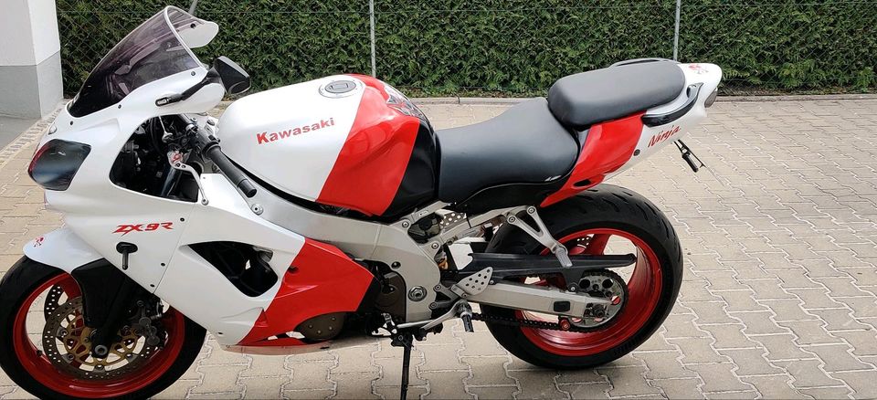 Kawasaki Ninja ZX-9R EE 2001 in Augsburg