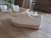 Guess Plateausneaker Gr.38 Nordrhein-Westfalen - Erftstadt Vorschau