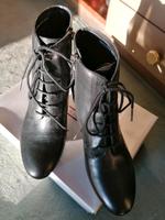 Damen Schnürschuhe /Halbstiefel /Stiefeletten. Neu. gr 39. Leder Nordrhein-Westfalen - Mönchengladbach Vorschau