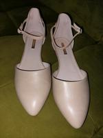 Riemchenballerinas neu Ballerinas Esprit Gr. 39 taupe Nordrhein-Westfalen - Dinslaken Vorschau