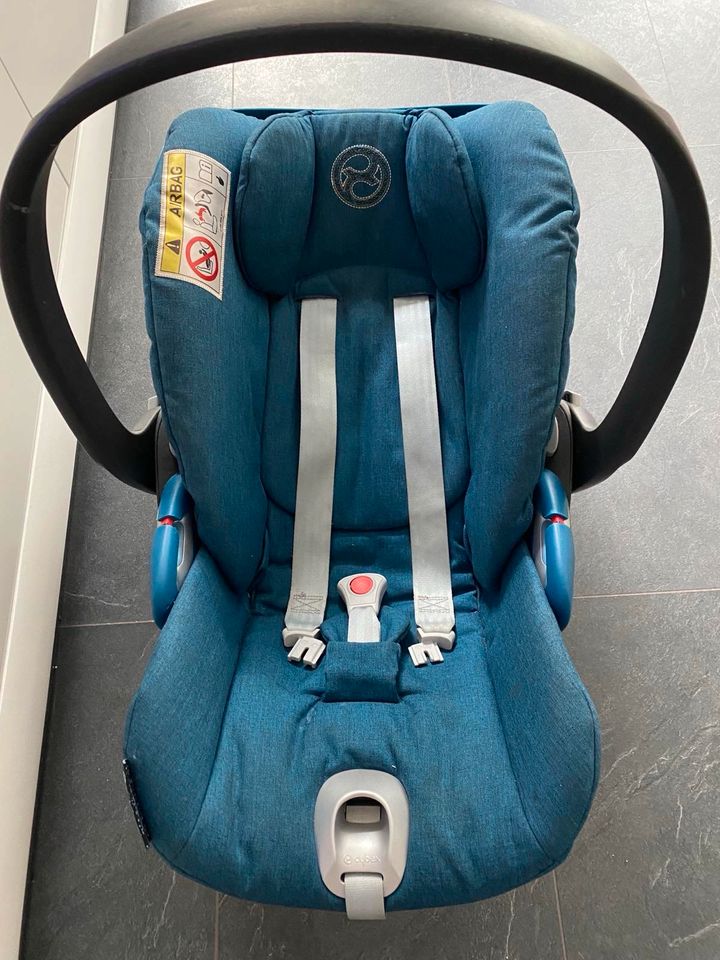 Cybex Babyschale in Mönchengladbach