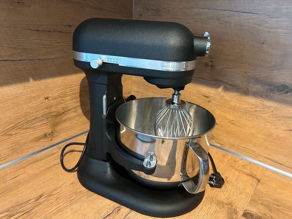 KitchenAid LIMITED BLACK EDITION Artisan 6,9 L Gusseisen in Neufahrn