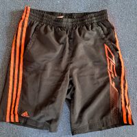 Adidas Sporthose, Größe vermutlich 176 Niedersachsen - Braunschweig Vorschau