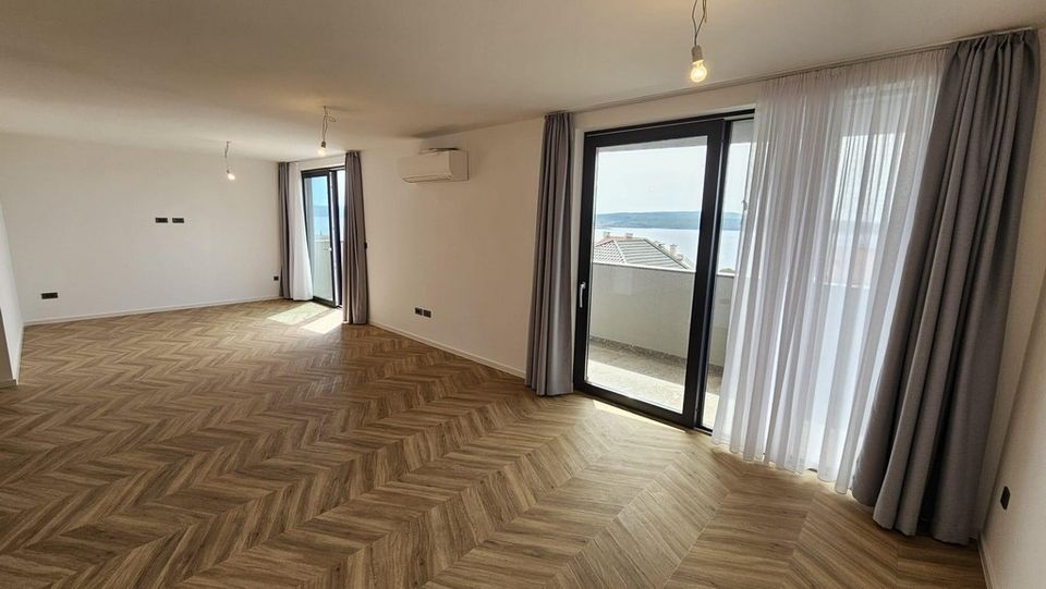 Kroatien, Crikvenica: Appartement mit Terrasse, Außenbereich und Meerblick - Immobilie A2555 in Rosenheim