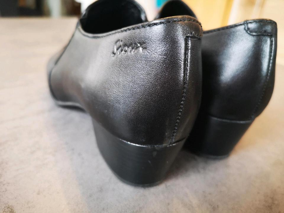 Halbschuhe, Marke Sioux,  Uniform Schuhe Flugbegleiter in Windhagen