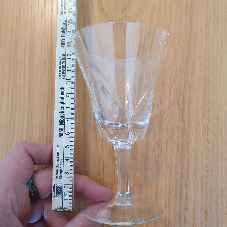 16 Kristallglas Gläser feiner Schliff Coctail in Mülheim (Ruhr)