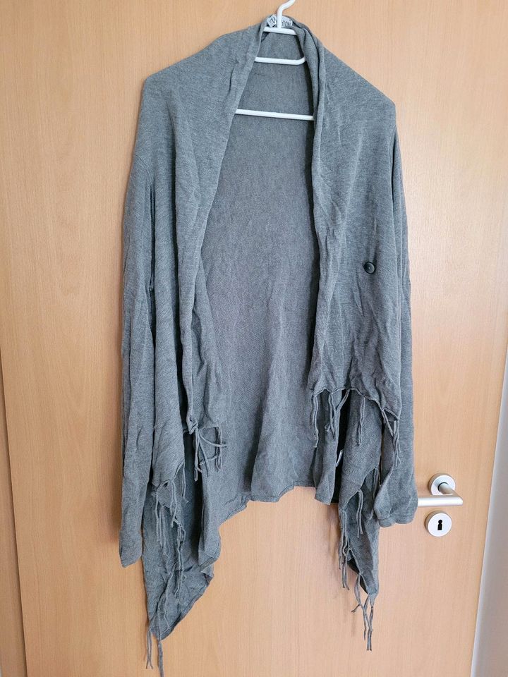 Cardigan/Strickjacke grau Gr. L ***NEU*** in Dorsten