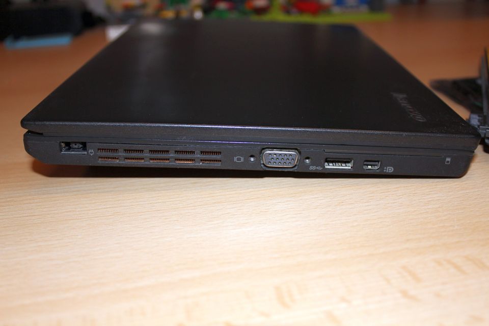 Lenovo Thinkpad X240 i5-4300U 8GB 180GB 12.5" FHD Touch in Walpertskirchen