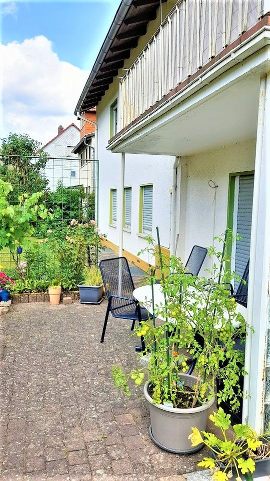 Gedern: Gepflegtes 2 FH mit sehr großem Garten in Wohnlage! in Gedern