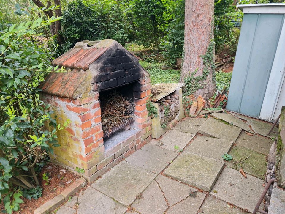 #10 Garten Hütte Obstbaum Camping Grillplatz Gartenhaus Freizeitgrundstück in Benningen