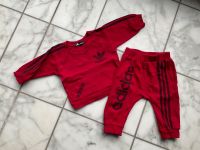 Jogginganzug Adidas rot Sweathose Pullover Gr 68 74 Nürnberg (Mittelfr) - Gebersdorf Vorschau