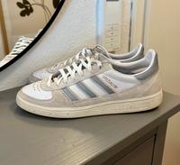 Adidas Handball Spezial WM weiß Silber Off White Größe 42 Rheinland-Pfalz - Ingelheim am Rhein Vorschau