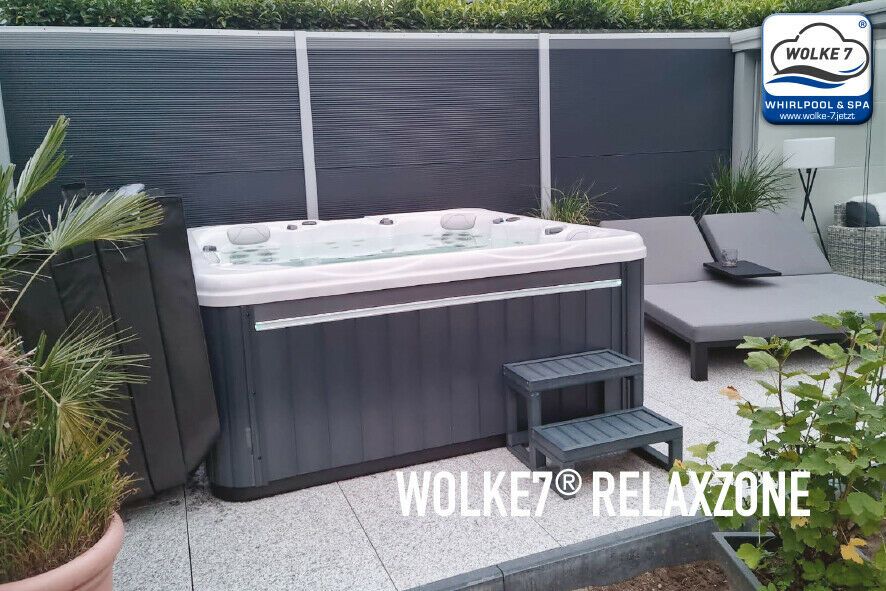 WOLKE7® Premium Outdoor Whirlpool Jacuzzi Spa 4 Personen in Rheine