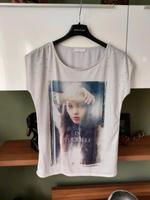 Promod T-Shirt Bluse Strass Bild Spruch Steine Satin hellgrau Nordrhein-Westfalen - Uedem Vorschau