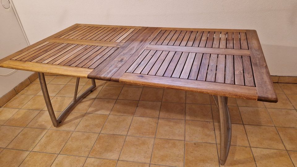 Gartentisch ausziehbar 180 cm, 215 cm, 250 cm Länge in Friedberg
