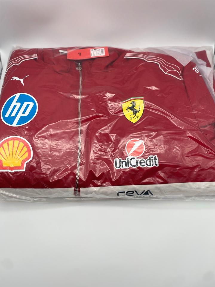 Puma Scuderia Ferrari Jacke rot Gr. M Herren Formel 1 Jacke in Filderstadt