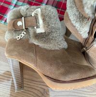 UGG Boots Stiefel Stiefeletten Absatz 36 Lammfell Neuwertig Leder Bayern - Bayreuth Vorschau