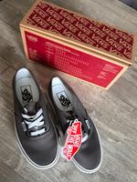 Vans Schuhe 35 NEU Sneaker Nordrhein-Westfalen - Mettmann Vorschau