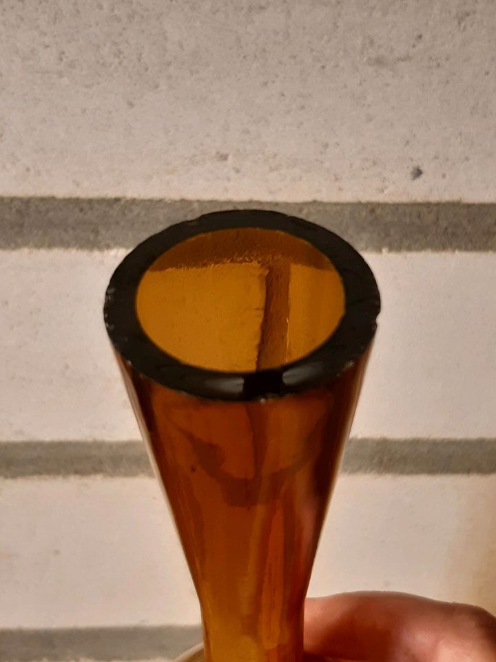 Glasvase,Blumenvase,Nr. 25, alt, braunes Glas , 70erJahre, in Hagen