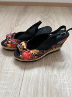 Sandalen Keilabsatz Gr. 38 Thüringen - Bad Berka Vorschau