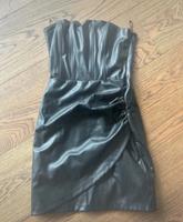 Lederkleid Kleid Zara schwarz Schulter frei gr. S Wandsbek - Hamburg Bergstedt Vorschau