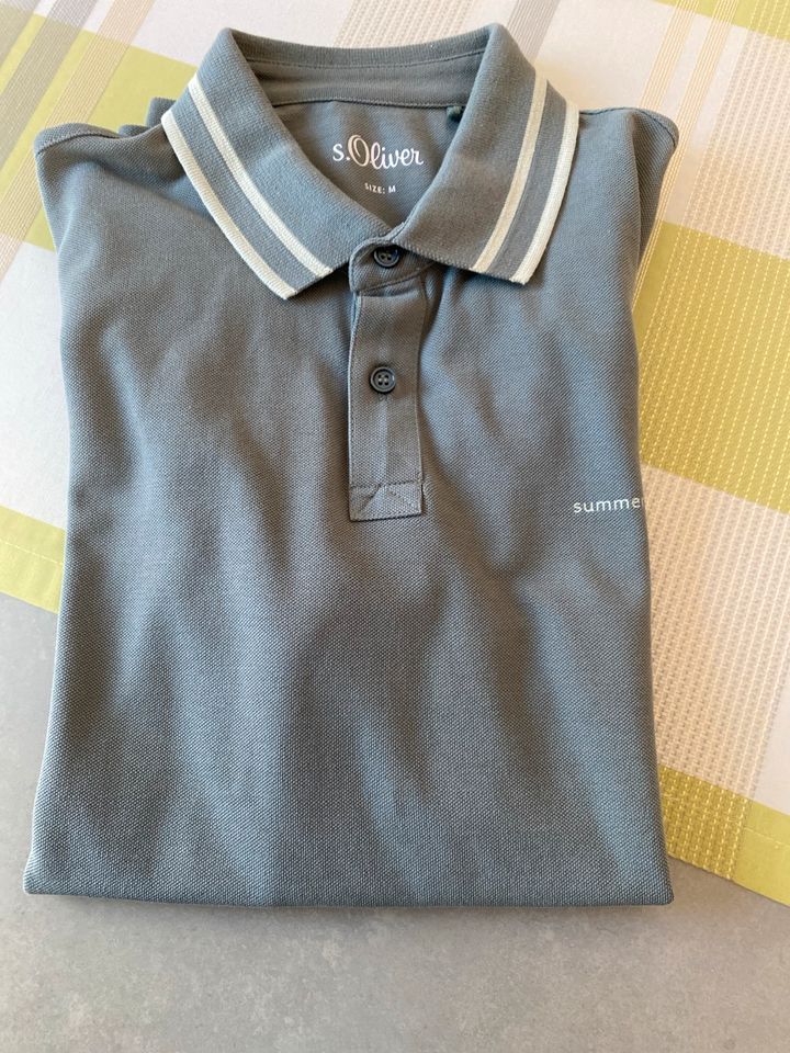 Stylisches grünes S. Oliver Polo T-Shirt, M in Altomünster