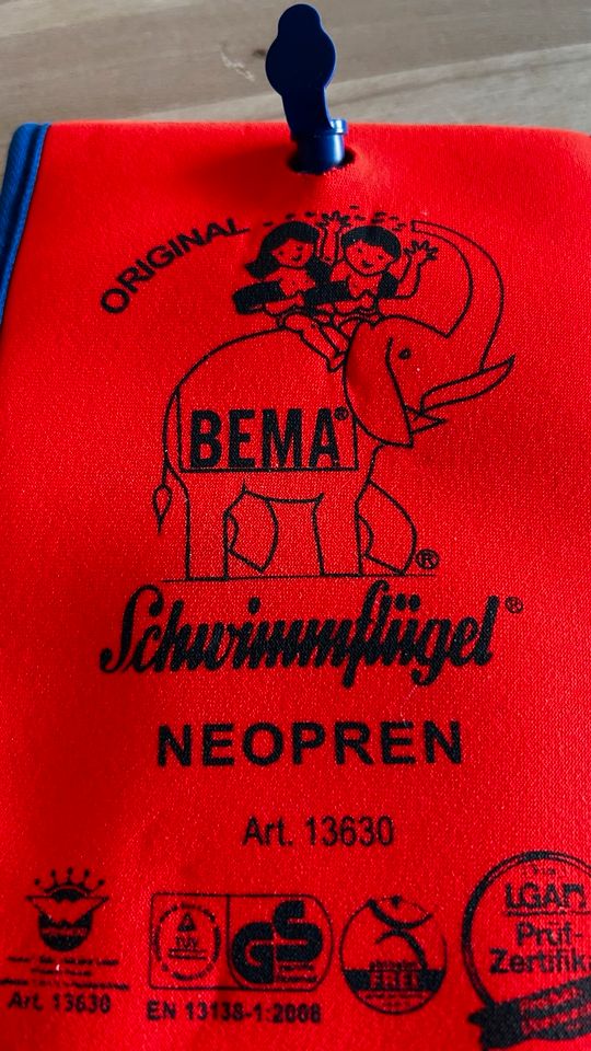 BEMA Neopren Schwimmflügel von 11-30 kg in Dortmund
