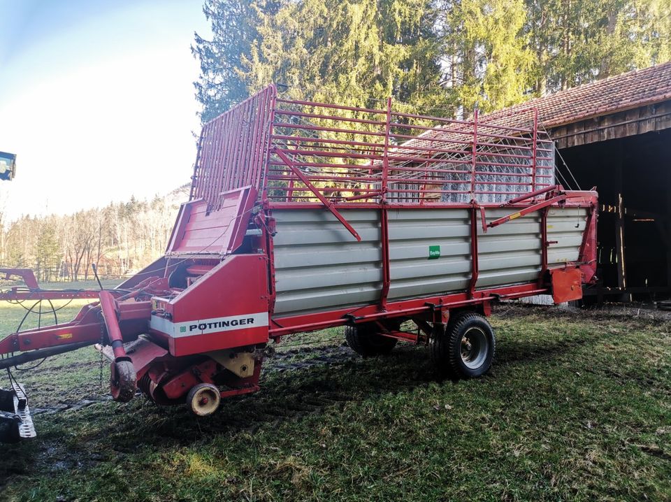 Ladewagen Erntewagen Pöttinger Top 3 LW 27, sehr guter Zustand in Gaißach