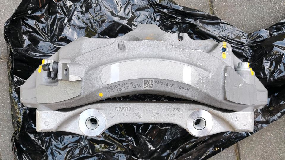 2 Bremssättel akebono n4m0615018K Touareg q7 s4/RS4/RS6/a6 in Pinneberg