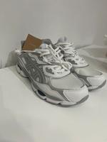 Asics Gel-NYC weiß austerngrau (Größe 43,5) Nordrhein-Westfalen - Gelsenkirchen Vorschau