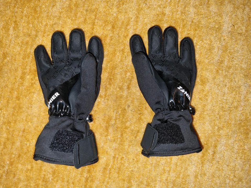 Ziener Handschuhe Skihandschuhe Gr. 5,5/6 fast wie neu in Berlin