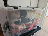 Kiste Umstandsmode mit Kleider, Leggings, Stilleinlagen etc. Nordrhein-Westfalen - Heiligenhaus Vorschau
