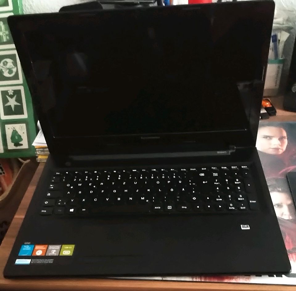 Lenovo Laptop mit tasche in Bremen