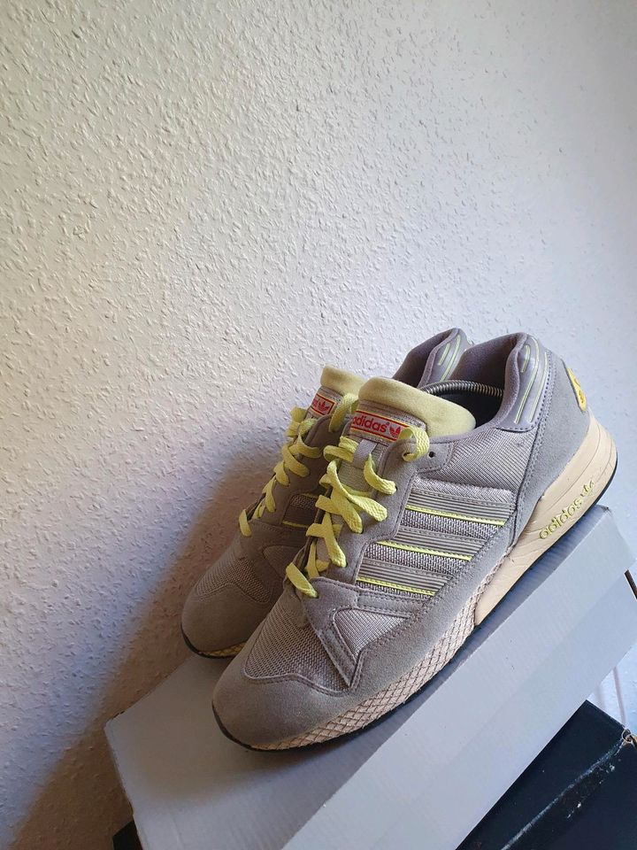 Adidas Herren Schuhe Grösse 45 1/3 NP99 in Berlin