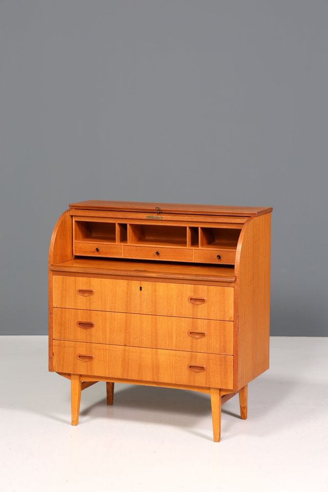 Wunderschöner Mid Century Rollladen Sekretär Danish Design Teak Holz Schreibkommode 60er Jahre Artikel-Nr.: B619 in Berlin