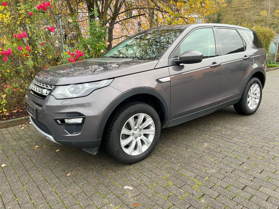 Land Rover Discovery Sport Si4 240PS Automatik 4WD HSE in Trier