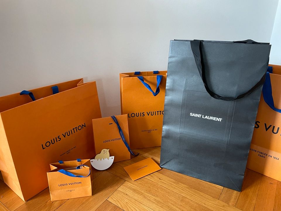 Louis Vuitton & Yves Saint Laurant Tüten Originale in Kleinostheim