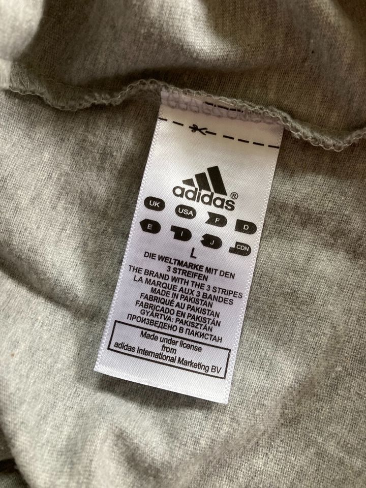 T-Shirt - Adidas - Gr. L in Moers