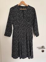Cinque Kleid - Schwarz mit weißen Punkten Hessen - Rodgau Vorschau