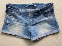 WIE NEU ❤️ Stradivarius Jeans ❤️ Hotpants ❤️ Gr. 40 ❤️ Shorts Lübeck - St. Gertrud Vorschau