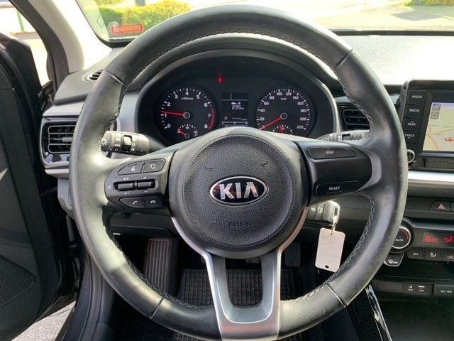 Kia Stonic 1.0 T-GDI 100 Vision + NAVIGATION in Olpe