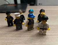 Lego City 7x Polizisten Minifiguren und ein Räuber Bayern - Fürstenfeldbruck Vorschau