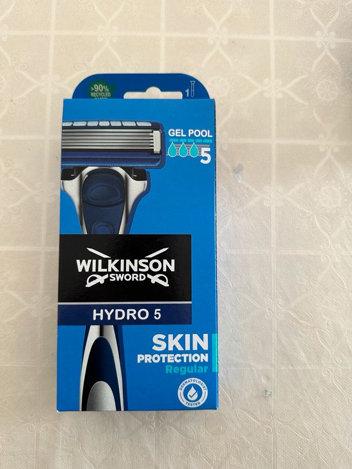 Wilkinson/Gilette Rasierpaket in Euskirchen