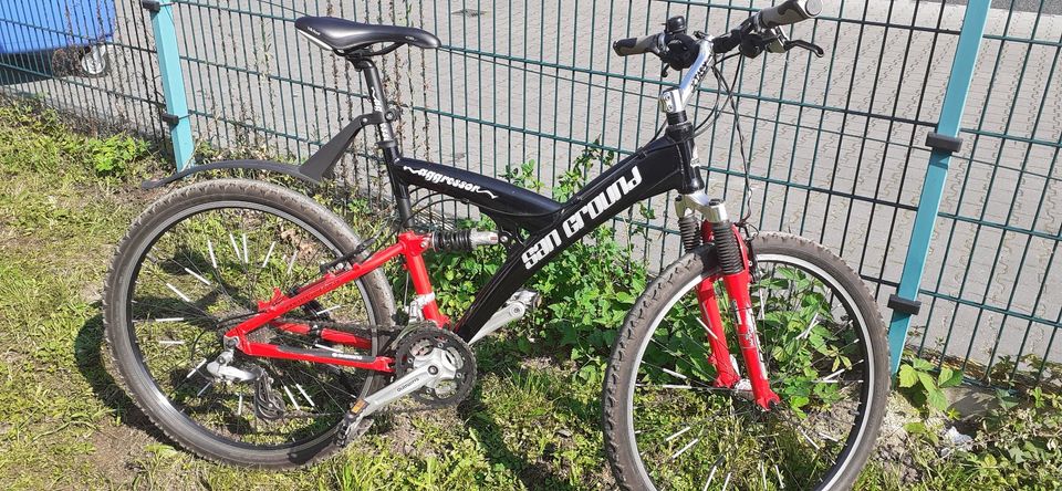 Verkaufe 26" MOUNTAINBIKE SHIMANO 21G. 26" in Berlin