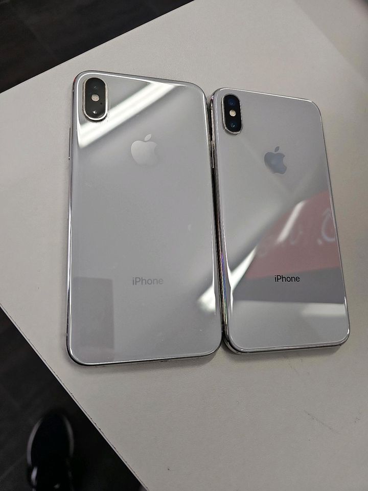 IPhone X 64GB in Weiß & Schwarz Top Zustand 100 Sauber Für 149€ in Frankfurt am Main