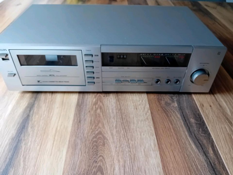 Philips Kassettendeck Stereo Cassette Deck F6220 Silber defekt in Erfurt