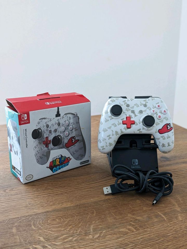 Nintendo Switch Controller Wired Super Mario Odyssey in Fürth