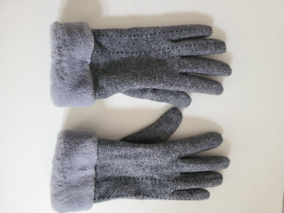 Wool gloves, Woll handschuhe in Berlin