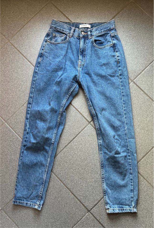 Pull & Bear Hose - Mom Jeans in Geldern