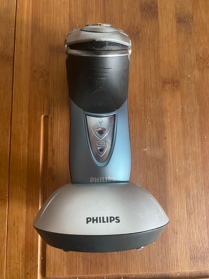 Philips Rasierer HD 6250 Rasierapparat elektrisch in Norheim